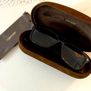 Brand new Tom Ford sunglasses men’s tortoise color. Cecilio-2